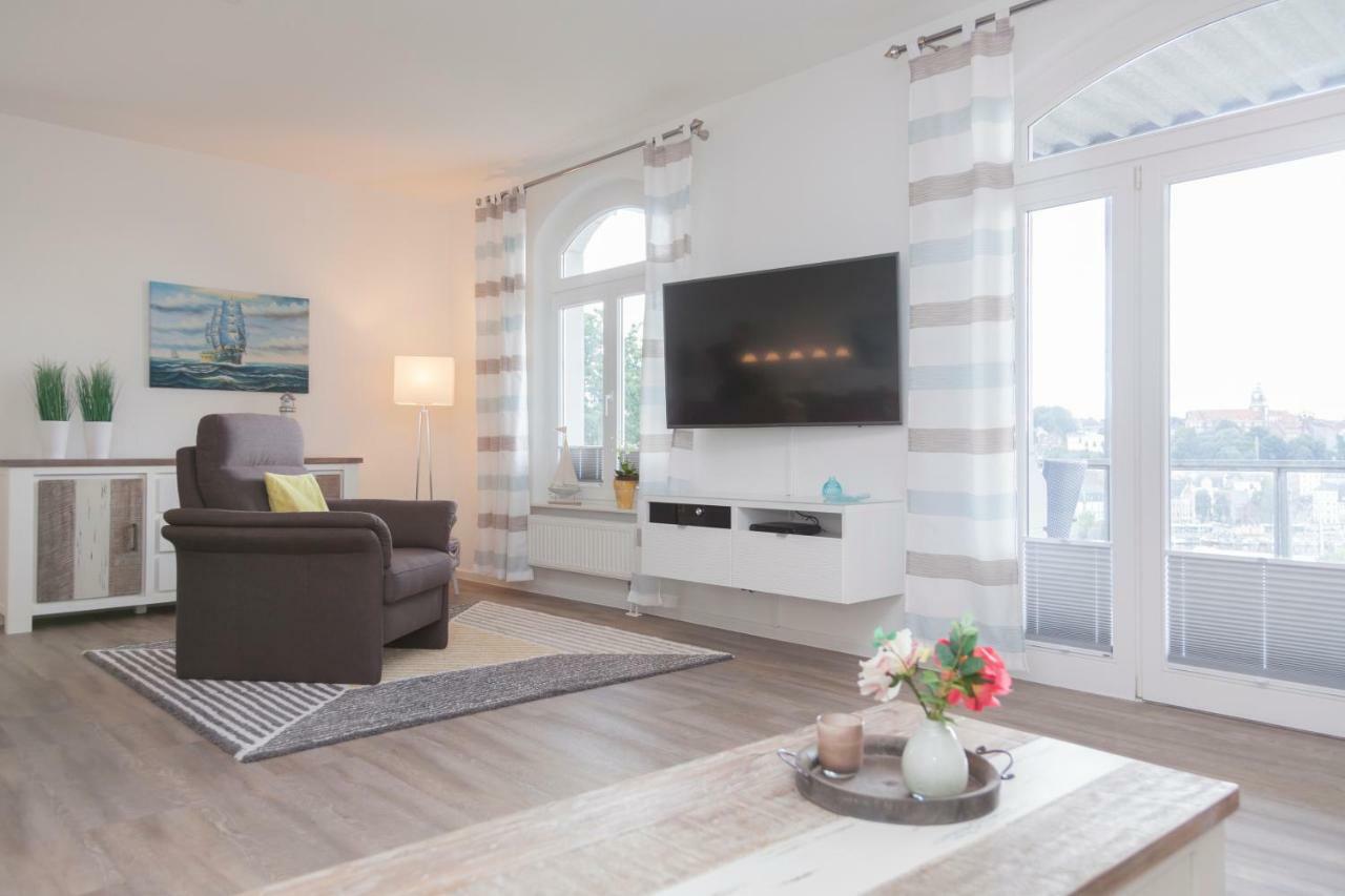 Stadtvilla Mit Hafenpanorama Apartment